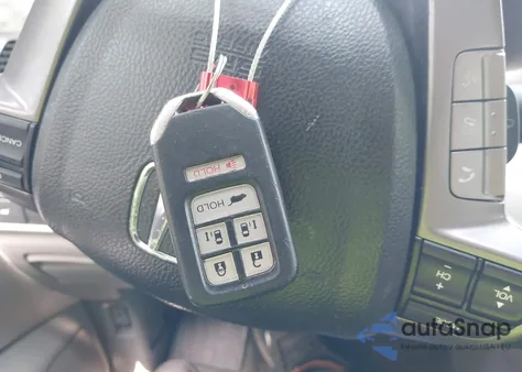 2015 Honda Odyssey Ex-L z USA, uszkodzony, nr VIN 5FNRL5H60FB090524